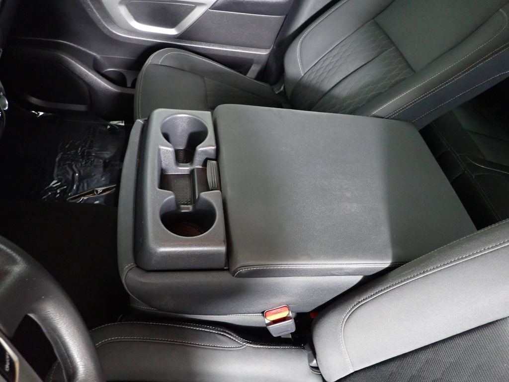 Used 2017 Nissan Titan SV RWD image 26