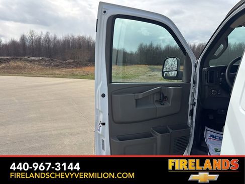 New 2026 Chevrolet Express 3500 image 13
