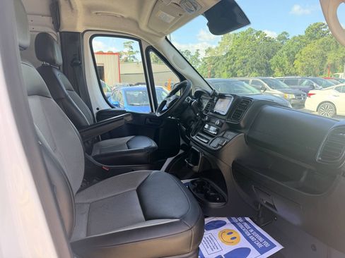 Used 2023 RAM ProMaster 2500 FWD image 15