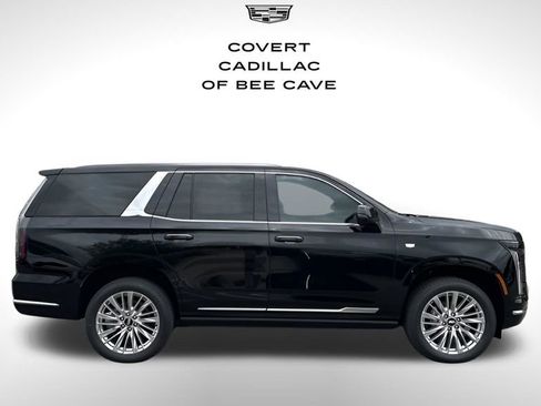 New 2026 Cadillac Escalade Luxury w/ LPO, Floor Liner Package image 13