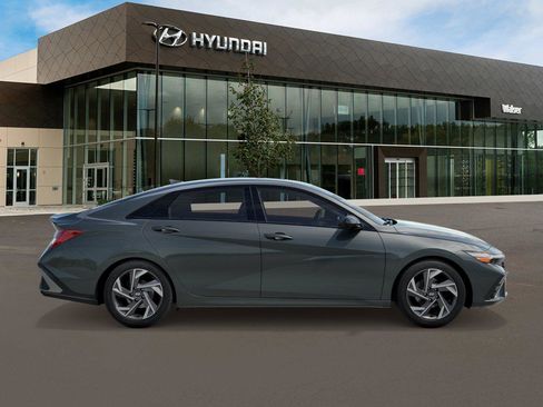 New 2026 Hyundai Elantra SEL Sport w/ Cargo Package image 8