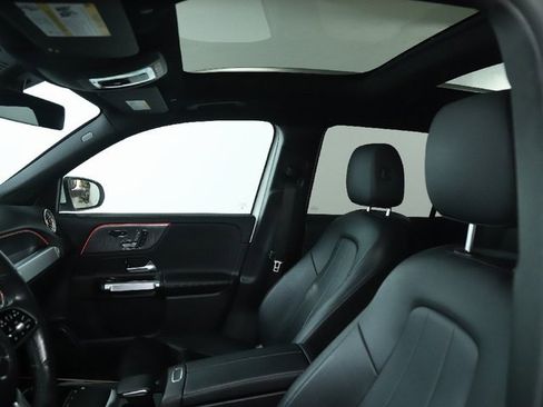 Used 2022 Mercedes-Benz GLB 250 4MATIC image 20