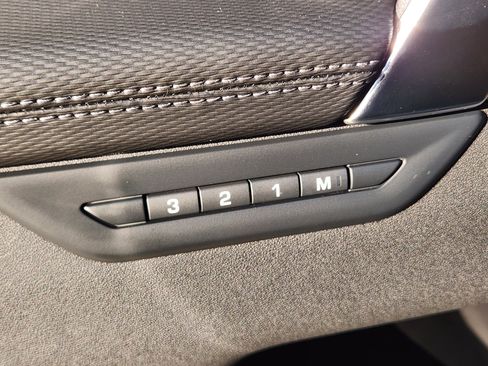 New 2025 Land Rover Discovery Sport Dynamic SE image 22