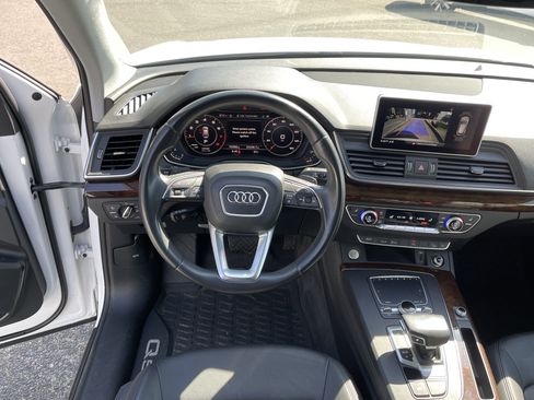 Used 2020 Audi Q5 2.0T Premium Plus w/ Premium Plus Package AWD/4WD image 12