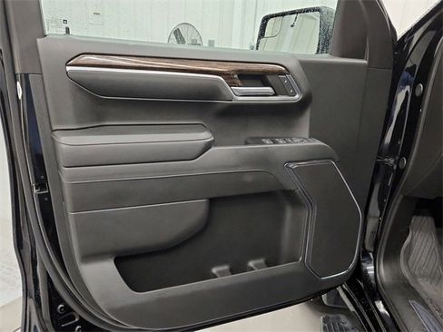 Used 2024 GMC Sierra 1500 Elevation image 27