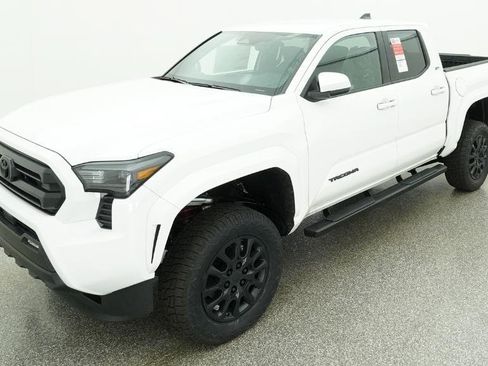 New 2026 Toyota Tacoma SR5 AWD/4WD image 39
