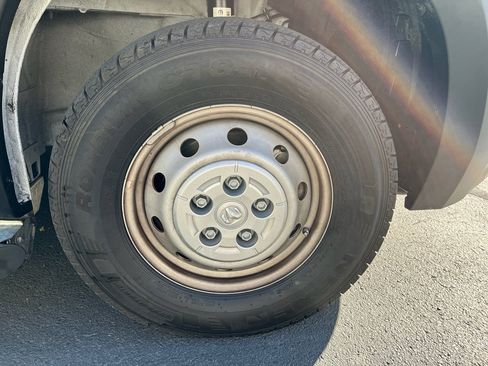 Used 2023 RAM ProMaster 2500 image 13