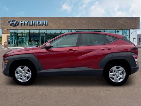 New 2026 Hyundai Kona SE FWD image 3