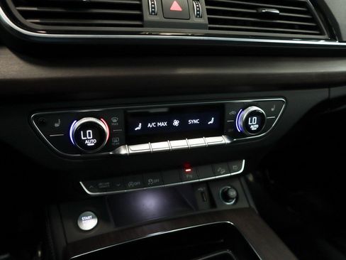 Used 2023 Audi Q5 2.0T Premium Plus w/ Premium Plus Package image 29