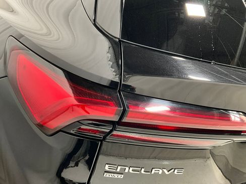Used 2025 Buick Enclave Sport Touring image 28