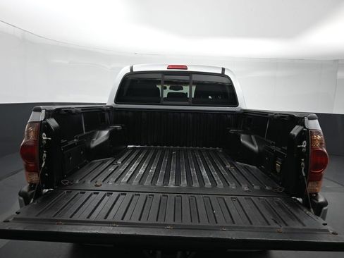 Used 2005 Toyota Tacoma PreRunner RWD image 41