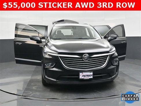 Used 2024 Buick Enclave Premium image 9