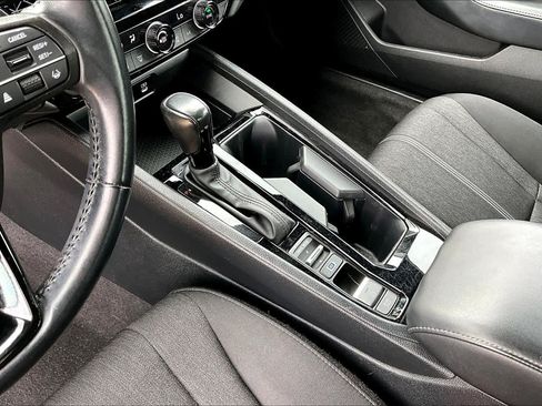 Used 2023 Honda Accord Sport image 17