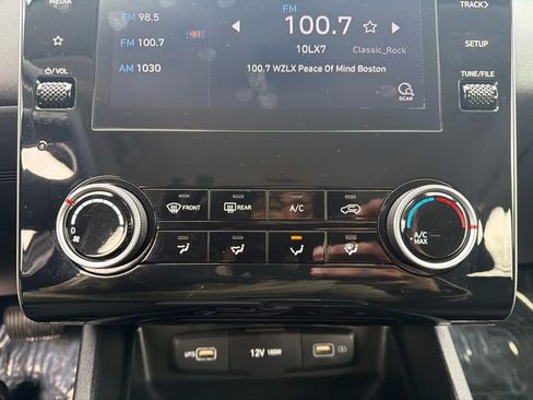 Used 2024 Hyundai Tucson SE image 32