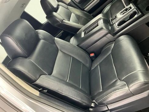 Used 2014 Toyota Tundra Limited AWD/4WD image 9