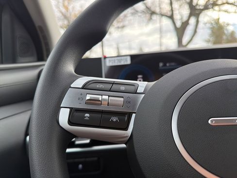 New 2026 Hyundai Tucson SE image 32