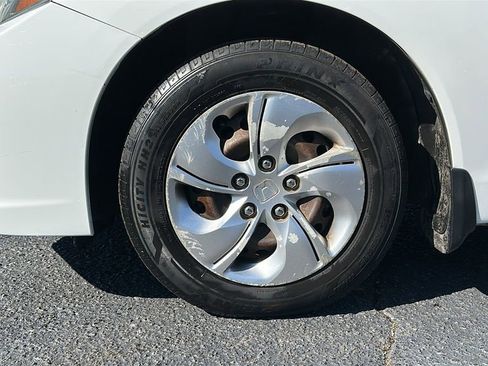 Used 2015 Honda Civic LX image 12