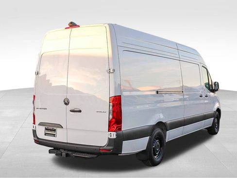 New 2025 Mercedes-Benz Sprinter 2500 image 8
