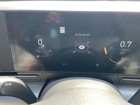 Used 2024 Hyundai Kona Limited AWD/4WD image 21