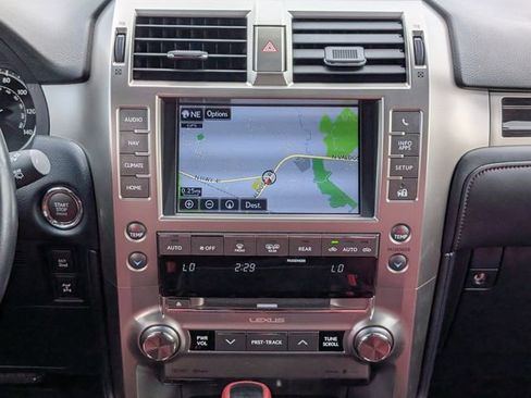 Used 2021 Lexus GX 460 Premium w/ Premium Package AWD/4WD image 18