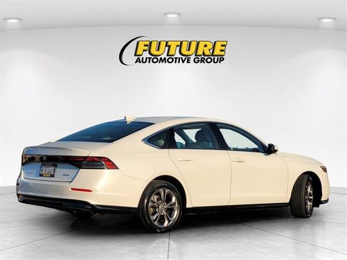 Used 2024 Honda Accord EX-L image 4