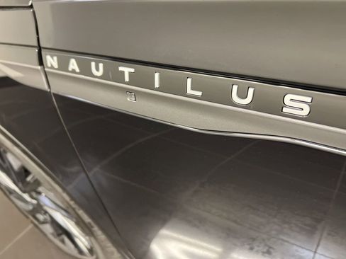 New 2026 Lincoln Nautilus Reserve w/ Jet Appearance Package AWD/4WD image 38