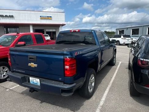 Used 2018 Chevrolet Silverado 1500 LT w/ All Star Edition AWD/4WD image 6