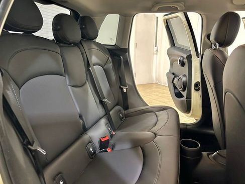 Used 2022 MINI Cooper 4-Door Hardtop FWD image 15