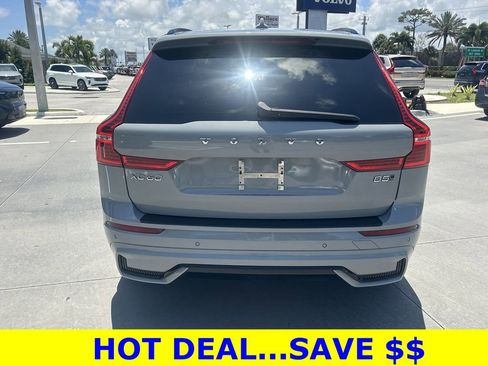 Used 2024 Volvo XC60 B5 Plus AWD/4WD image 8
