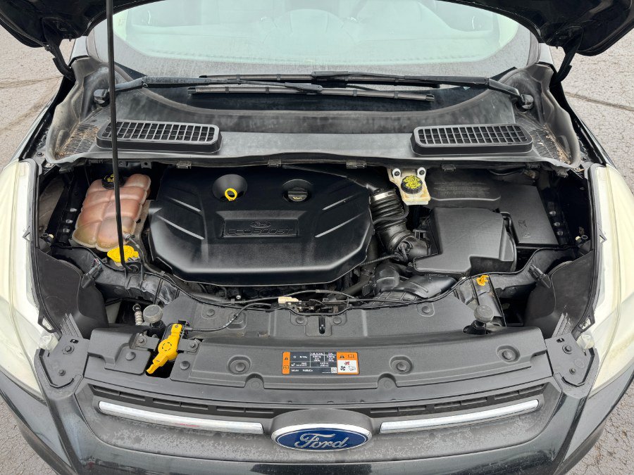 Used 2015 Ford Escape SE AWD/4WD image 23
