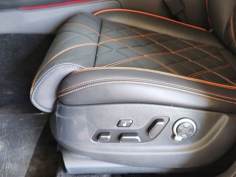 New 2026 Genesis GV70 3.5T Sport Prestige AWD/4WD image 17