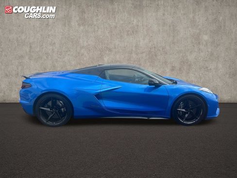 Used 2025 Chevrolet Corvette E-Ray AWD/4WD image 7