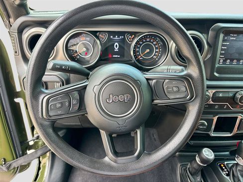 Used 2023 Jeep Wrangler Unlimited Sport AWD/4WD image 9