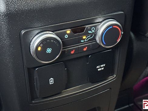 Used 2022 Ford Explorer Platinum w/ Equipment Group 601A image 15