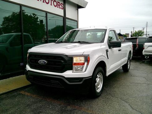 Used 2022 Ford F150 XL w/ Equipment Group 101A High RWD image 2