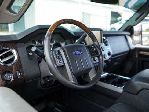 Used 2015 Ford F350 Platinum w/ Snow Plow Prep Package AWD/4WD image 6