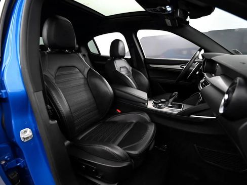 Used 2018 Alfa Romeo Stelvio Ti Sport image 44