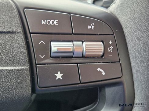 Used 2025 Kia K4 EX image 27