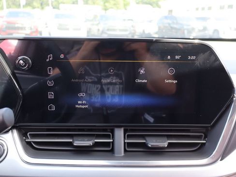 New 2026 Chevrolet Trax LT w/ LT Convenience Package FWD image 11
