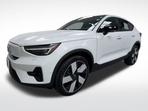 Used 2023 Volvo C40 P8 Recharge Ultimate w/ Protection Package Premier AWD/4WD image 4