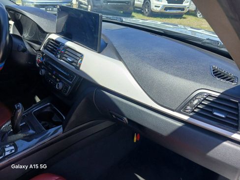 Used 2018 BMW 320i Sedan RWD image 16