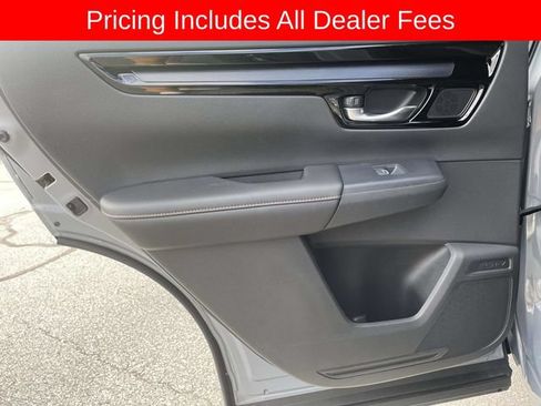 Used 2025 Honda CR-V Sport Touring image 17