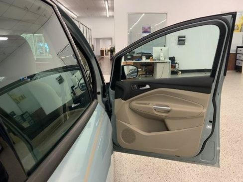 Used 2013 Ford C-MAX SE FWD image 27