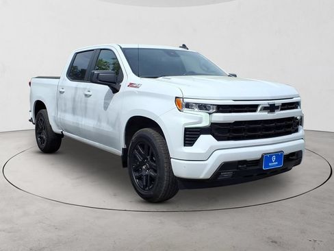 Certified 2024 Chevrolet Silverado 1500 RST AWD/4WD image 3