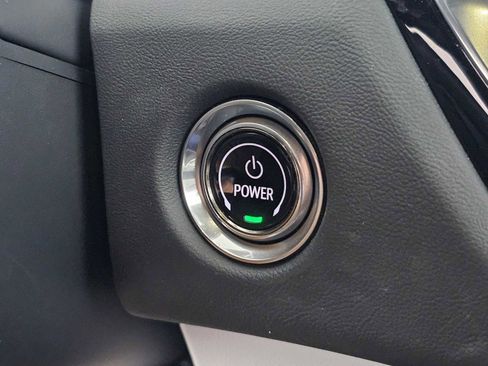 Used 2025 Cadillac Lyriq Luxury AWD/4WD image 32