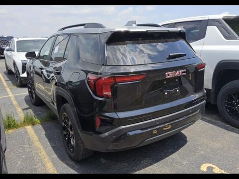 Used 2025 GMC Terrain Elevation w/ Technology Package II FWD image 2