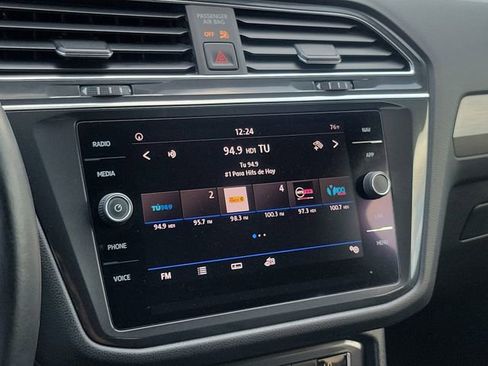 Used 2019 Volkswagen Tiguan SEL Premium R-Line FWD image 20
