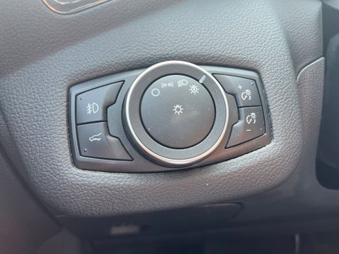 Certified 2018 Ford Escape SEL AWD/4WD image 19