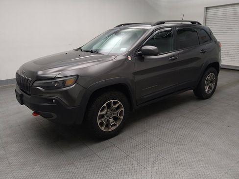 Used 2020 Jeep Cherokee Trailhawk w/ Cold Weather Group AWD/4WD image 2