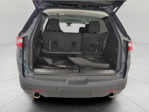 Used 2019 Chevrolet Traverse LT w/ LPO, Floor Liner Package AWD/4WD image 16